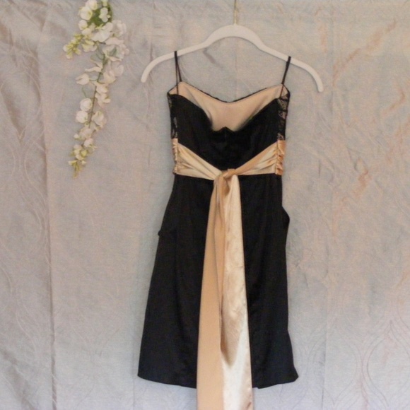 Love Culture Strapless Black Mini Dress Size S EUC - Picture 3 of 8